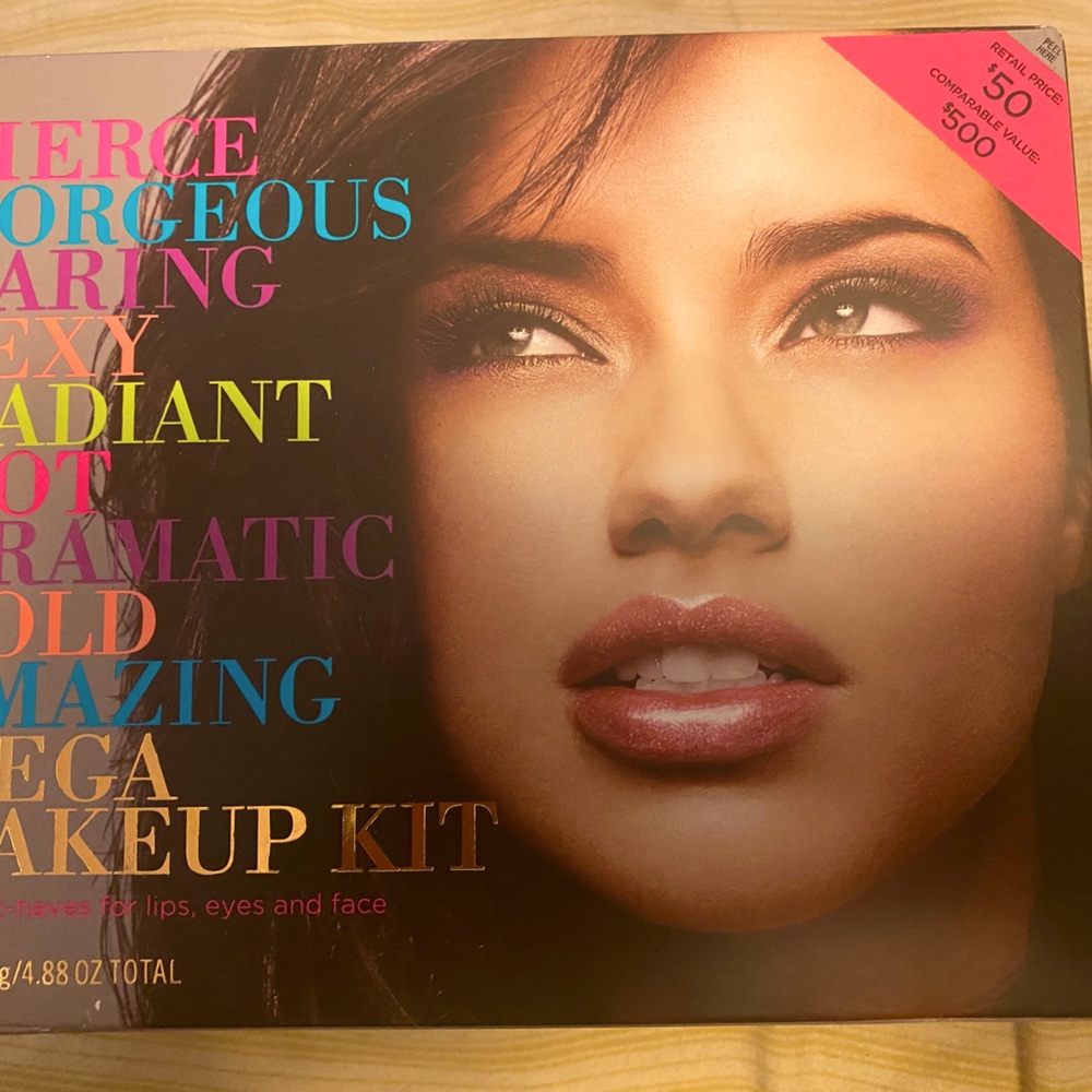 Brand New VS Makeup Kit - Never Used - 90 choices for lips eyes & face